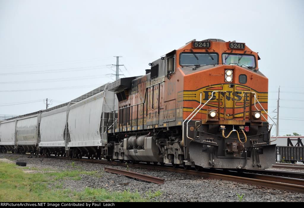 Westbound manifest clumps over the UP